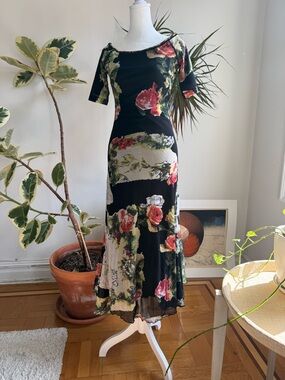 Floral Black Midi Dress with Rose Print
